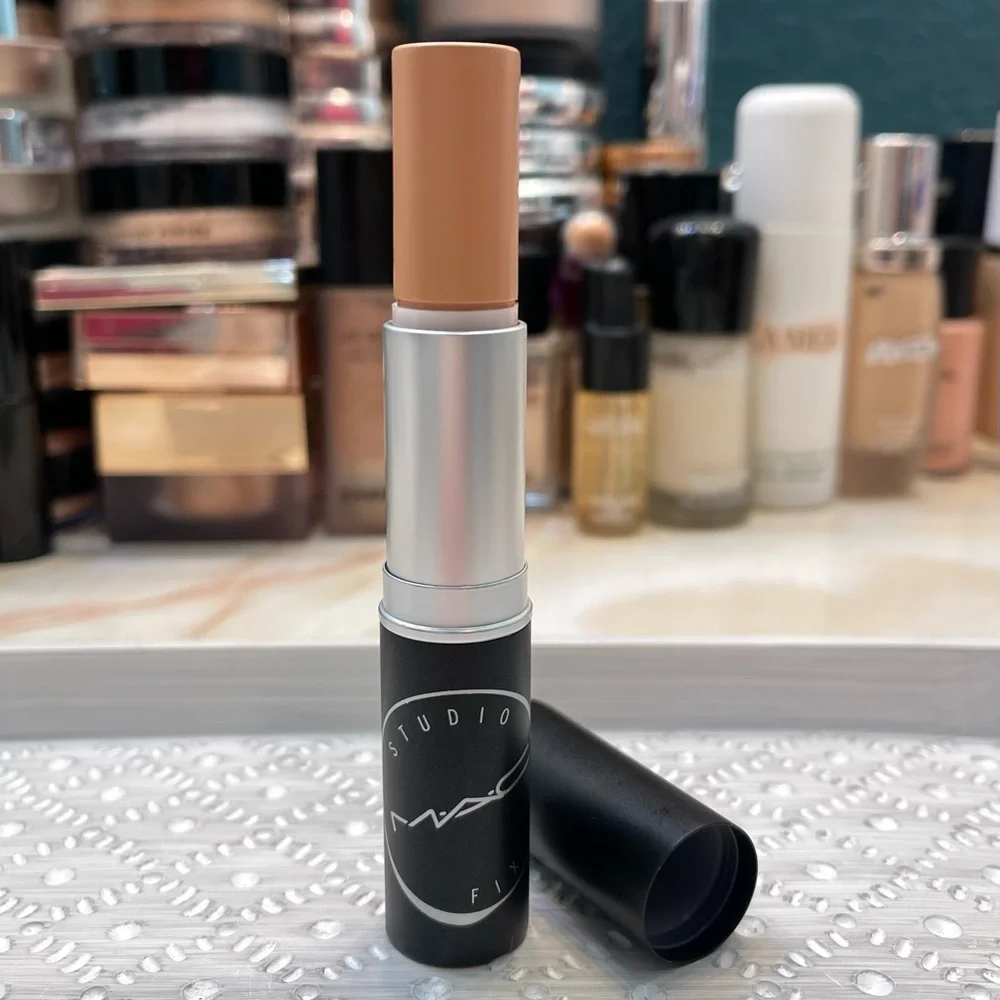 VAULTED ~ MAC ~ ‘NW20’ Studio Fix Soft Matte Foundation Stick ~ FS ~ RARE & HTF